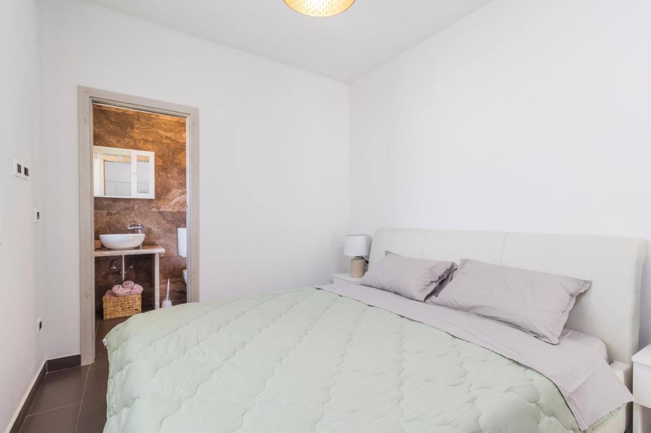 Apartmani Noa I Natali Kaldanija Exterior foto